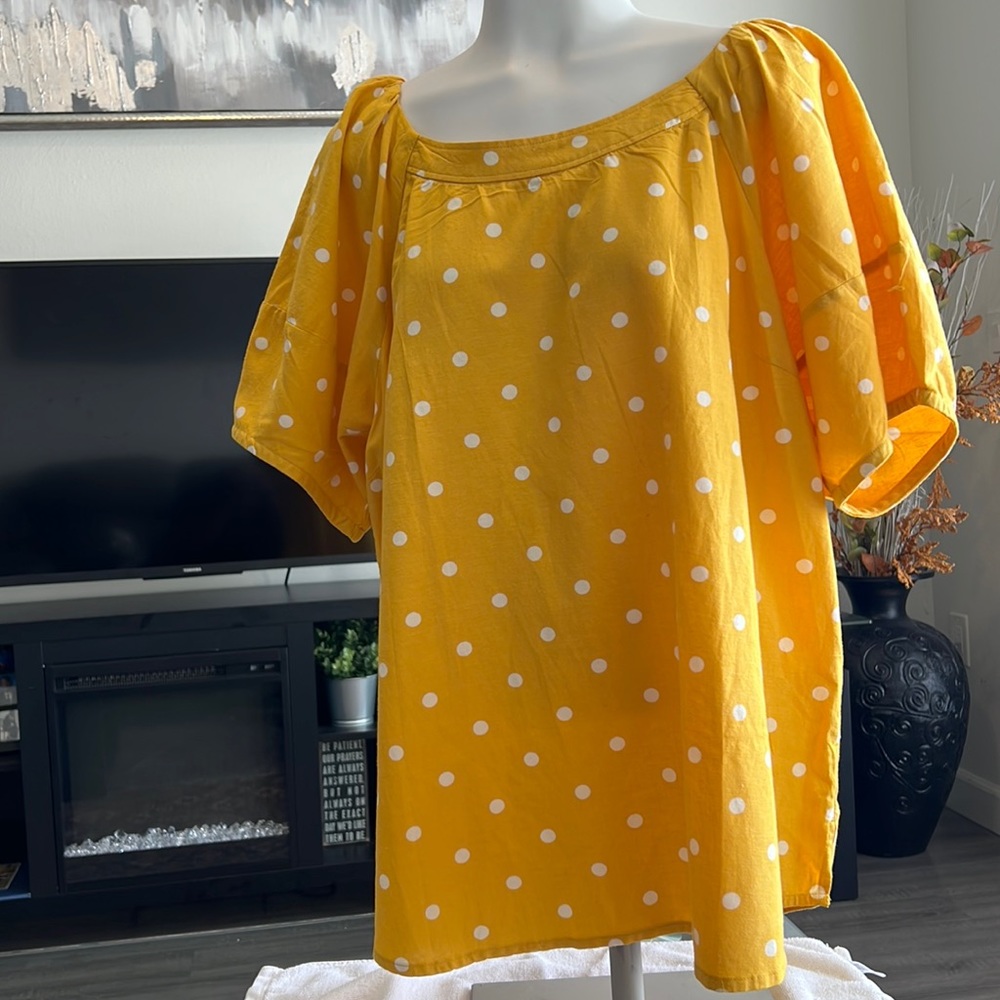 Old Navy Yellow Polka Dot Tunic